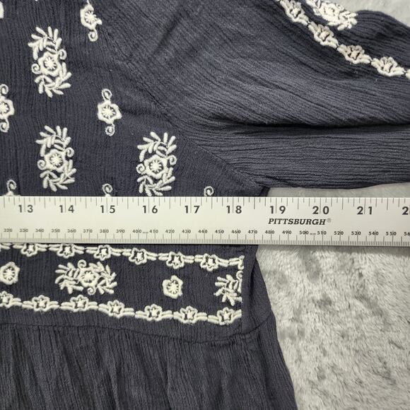 Kismet Top Womens M Black Cream Embroidered Crinkle Gauze Rayon Long Sleeve Boho - Picture 6 of 8